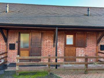 image of 5 The Stables, Hermitage Farm, Lucks Hill
