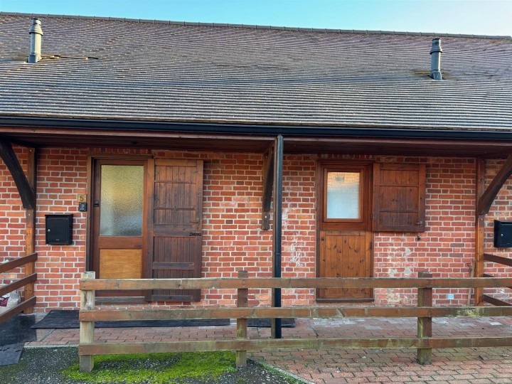 image of 5 The Stables, Hermitage Farm, Lucks Hill