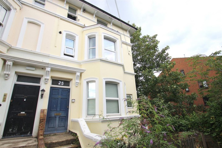 image of 25, GFF 25 Buckland Hill